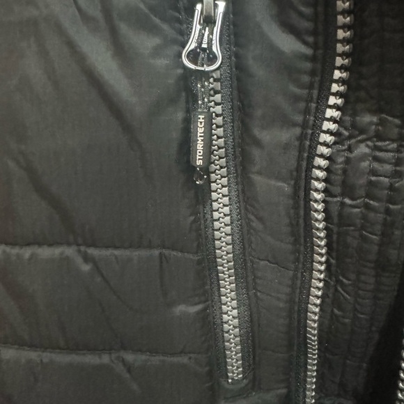 Small storm tech thermal shell technology - Picture 5 of 6